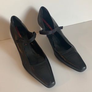 Prada Black Leather Mary Jane Kitten Heel 37 7